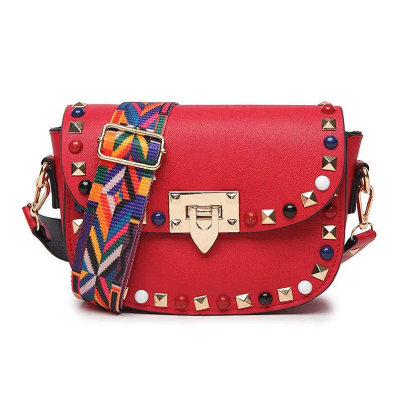 

2021 Brand Designer Colored Rivets Luxury Handbag Ladies Large Capacity Shoulder Messenger Bags Fashion Girl Daily Tote Bag