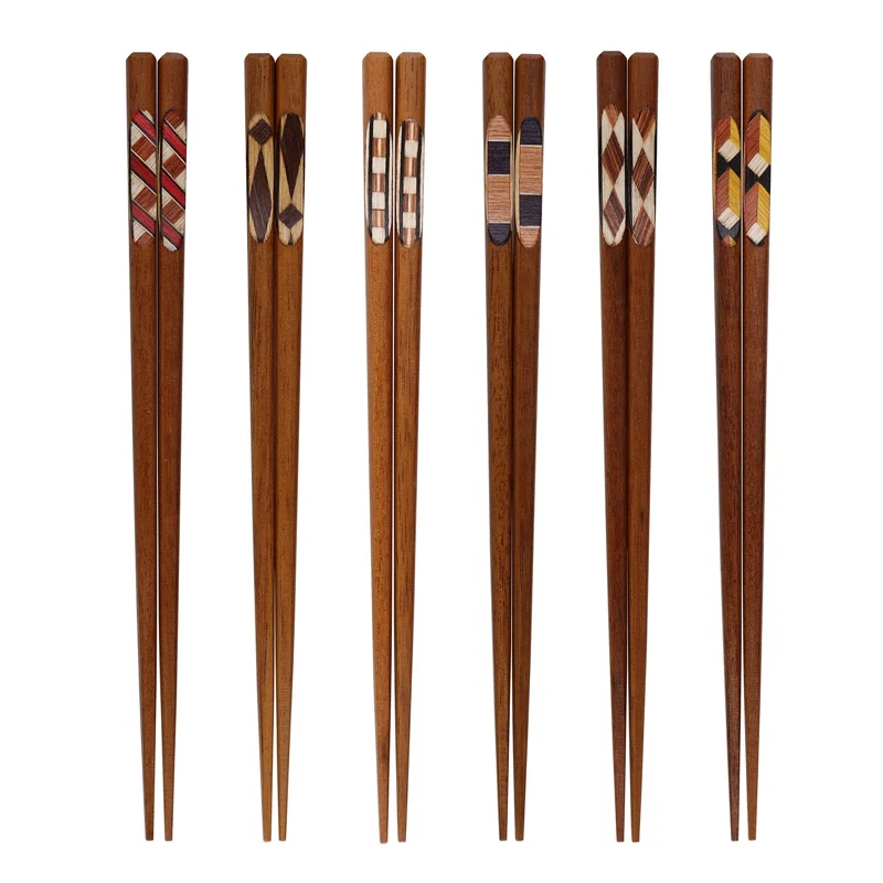 

1Pairs Japanese Korean Chopsticks Black Walnut Wooden Household Chopsticks Handmade Sushi Chopsticks Gift Portable Tableware