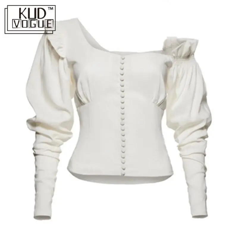 Женская ассиметричная блузка белая с рукавом фонариком и оборками на