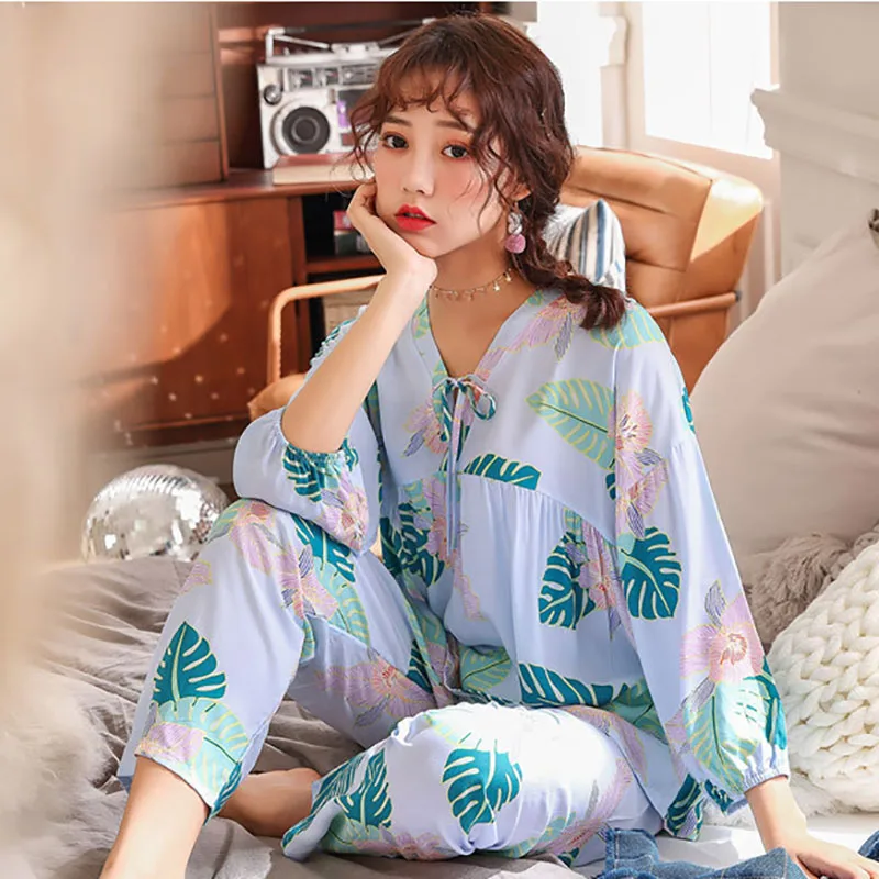 Женский пижамный комплект на осень с v-образным вырезом милая пижама принтом