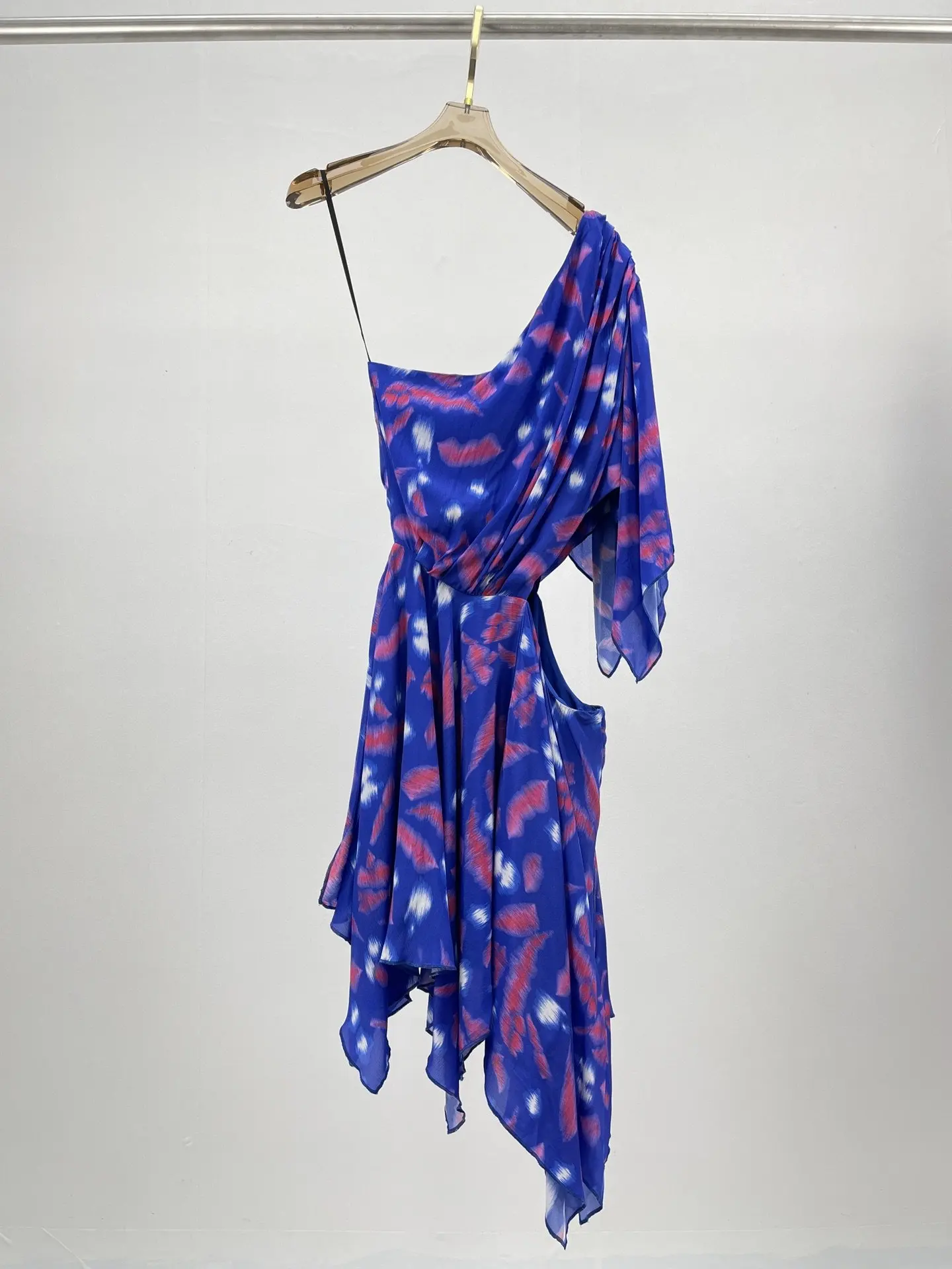 

Print dress 2021 summer asymmetric hollow out the dew shoulder cultivate one's morality dress skirt