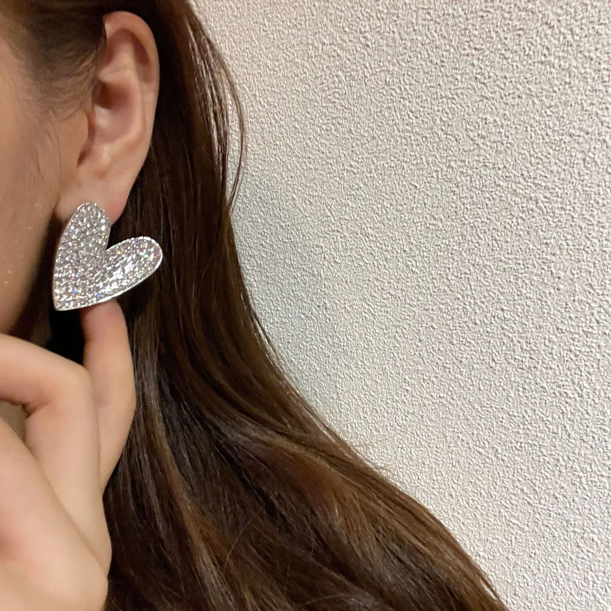 

AENSOA 2022 Korea Full Crystal Metal Heart Shape Geometric Drop Earring for Women Trendy Simple Rhinestone Wedding Jewelry Gift