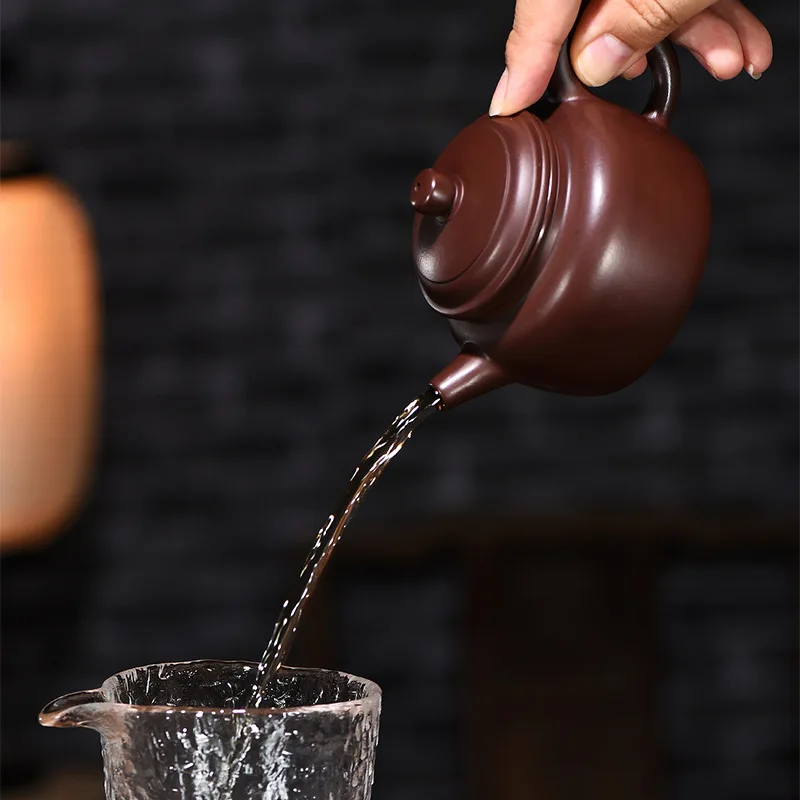 

Yixing raw ore purple clay pot handmade by famous experts