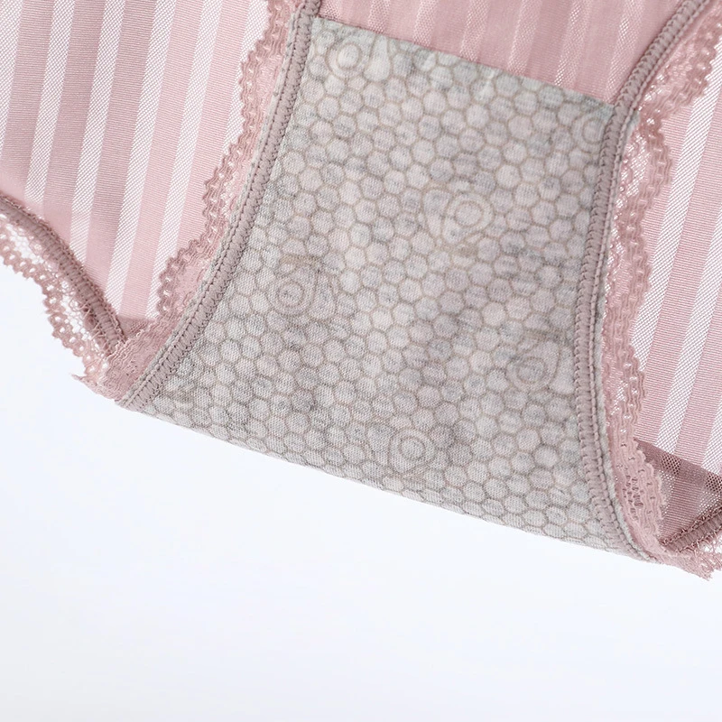 

2021 New Big Panties Women Underwear Seamless Cotton Crotch Ice Silk Striped Jacquard Plus Size Briefs