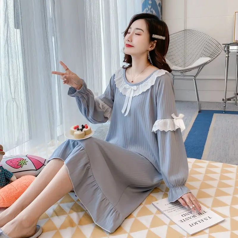 Осенняя тонкая свежая Длинная Ночная сорочка для двора Женская кружевная ночная