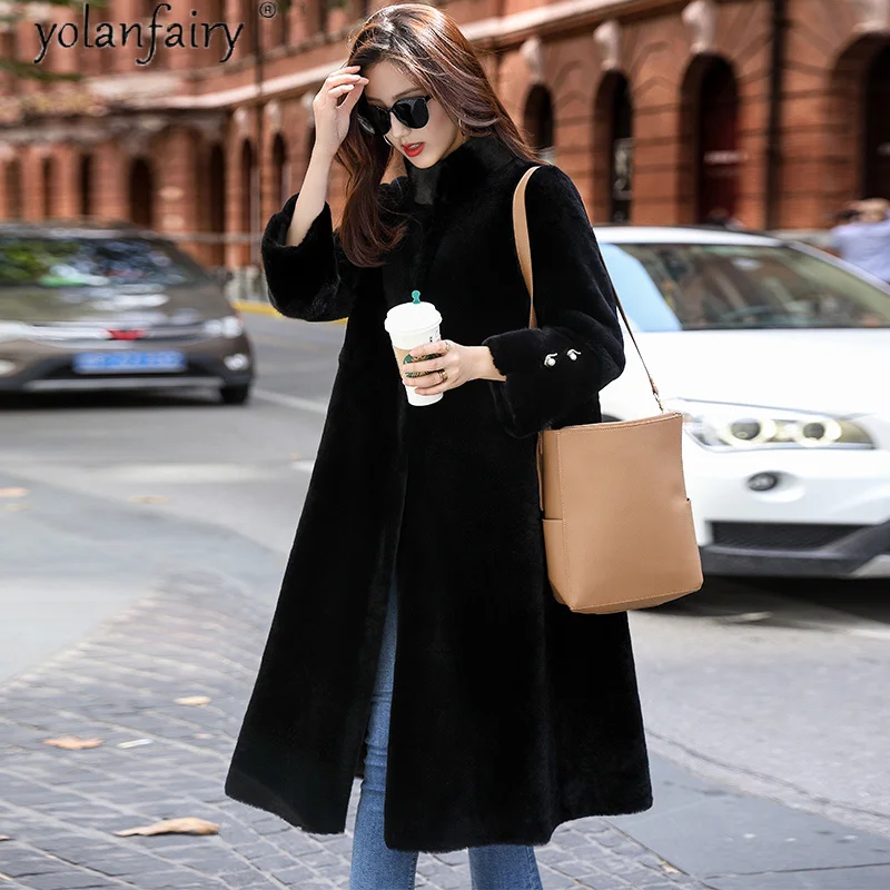 Женская шуба из натурального меха норки