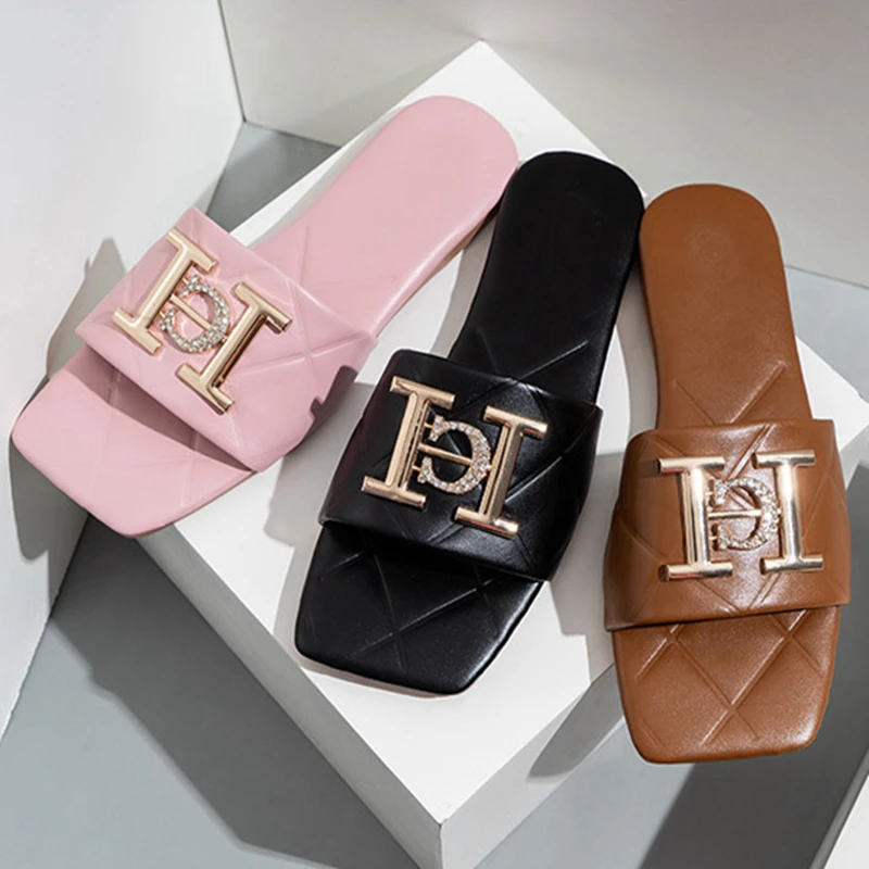 

Bailamos Summer New Brand Women Slippers Fashion Metal Buckle Decoration Flat Heel Peep Toe Sandal Elegant Beach Outdoor Slides