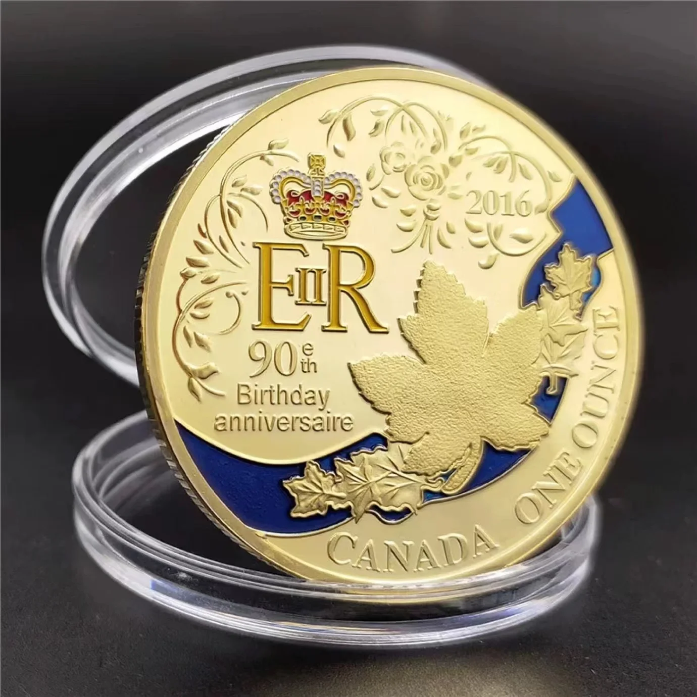

Queen of England 90th Anniversary Coin Canadian Maple Leaf Gold and Silver Coin Color Birthday Collection Gift