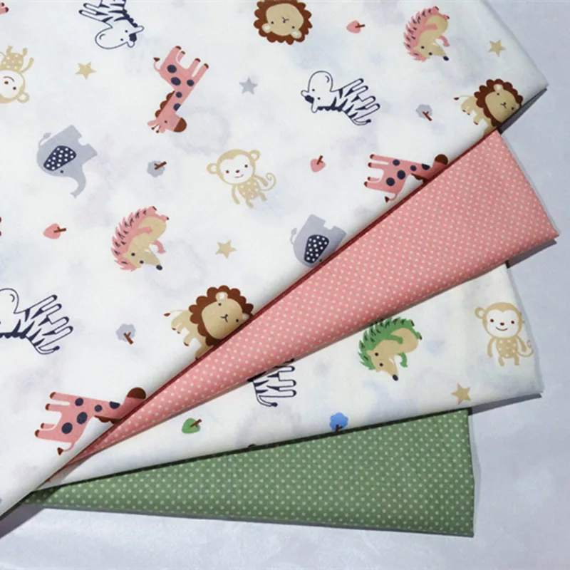 Детское платье из 100% хлопка с пэчворком и аппликацией в виде мультяшного