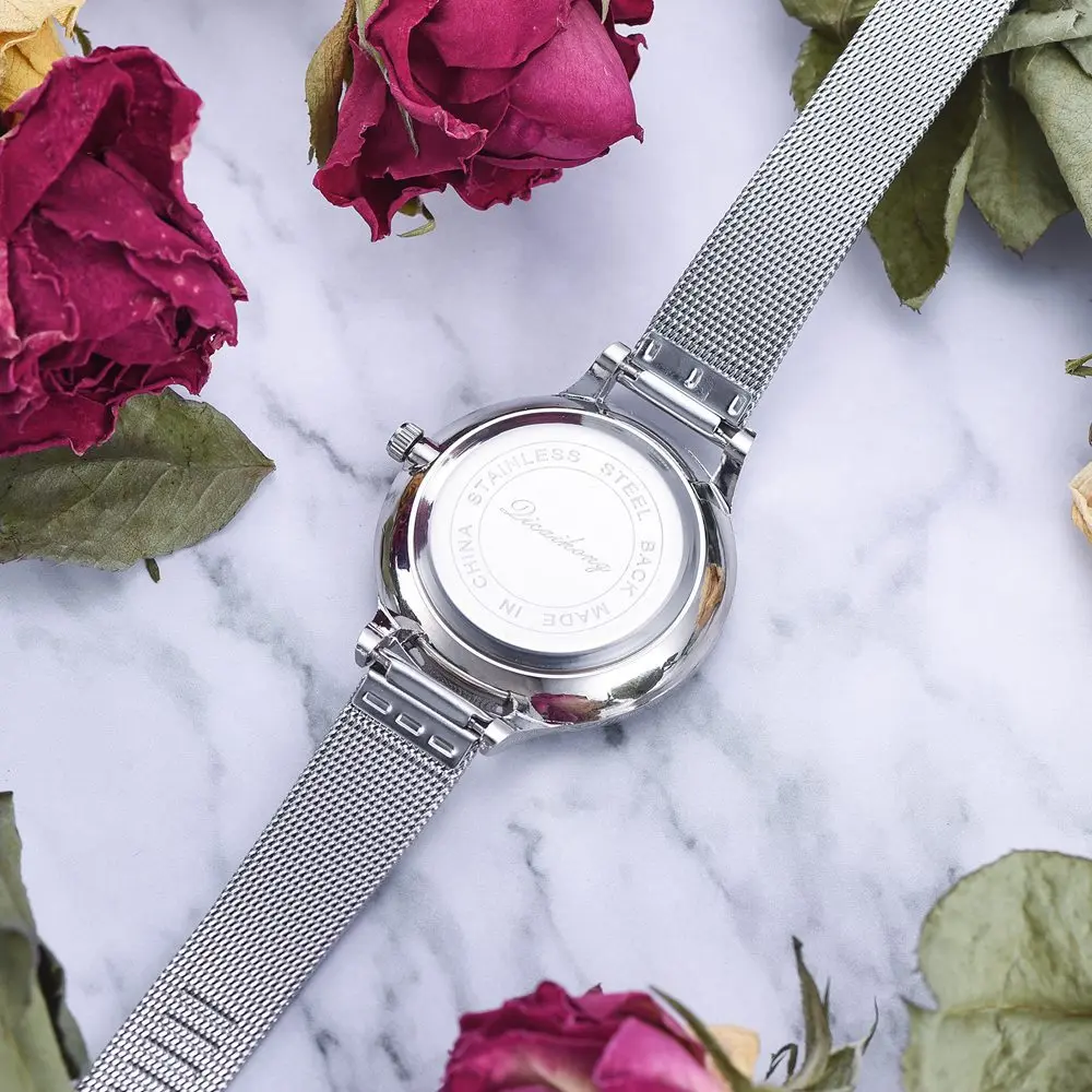 2020 роскошные женские часы с зеленым циферблатом высококачественные кварцевые