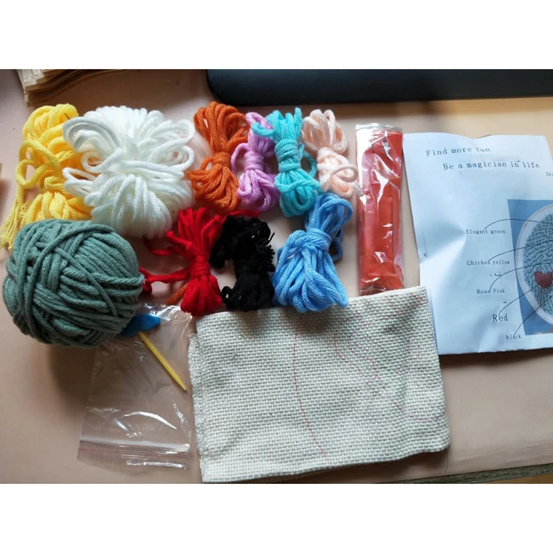 

DIY Rainbow Pattern with Embroidery Tool Needlework Set Bag with Embroidery Needle Beginner Wall Artist Home Decoration