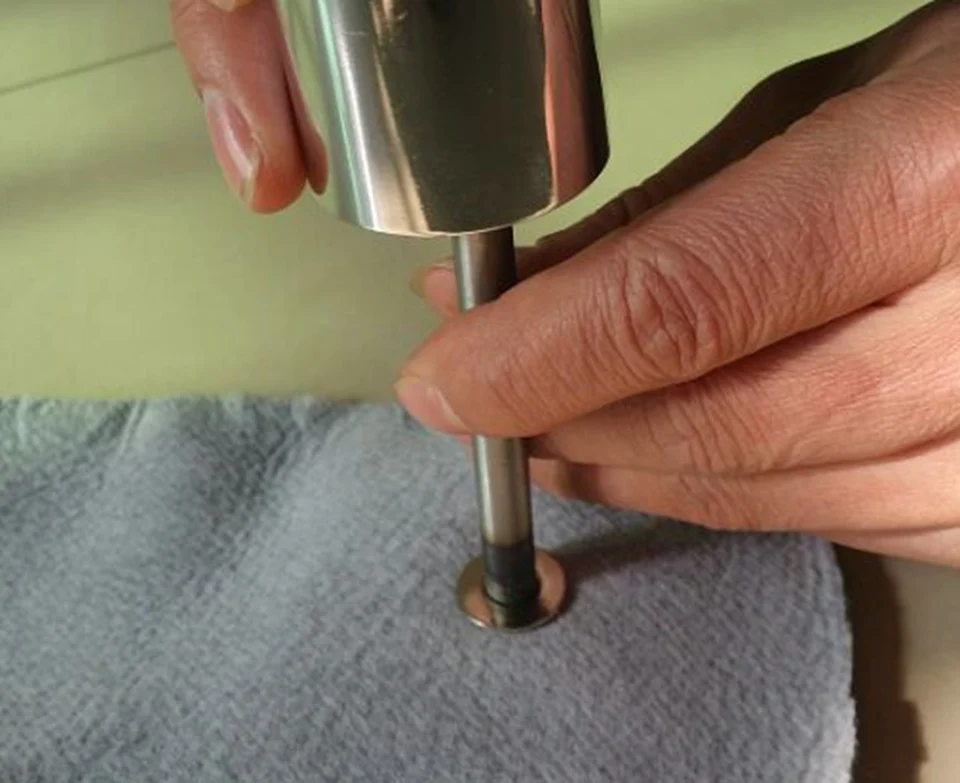 В общей сложности 20 блоков КРУГЛЫЙ 17 мм Серебряный тон Тонкий Магнитные защёлки