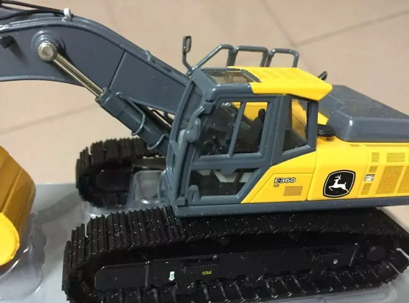 E360 LC металлические гусеницы экскаватора масштаба 1:50 литые модели новая в