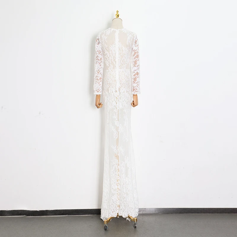 Женское кружевное платье TWOTWINSTYLE белое винтажное с v образным вырезом длинными