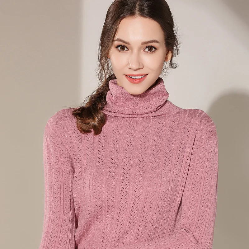 Женский свитер с воротником-ворсом вязаный тонкий высоким воротом стильный