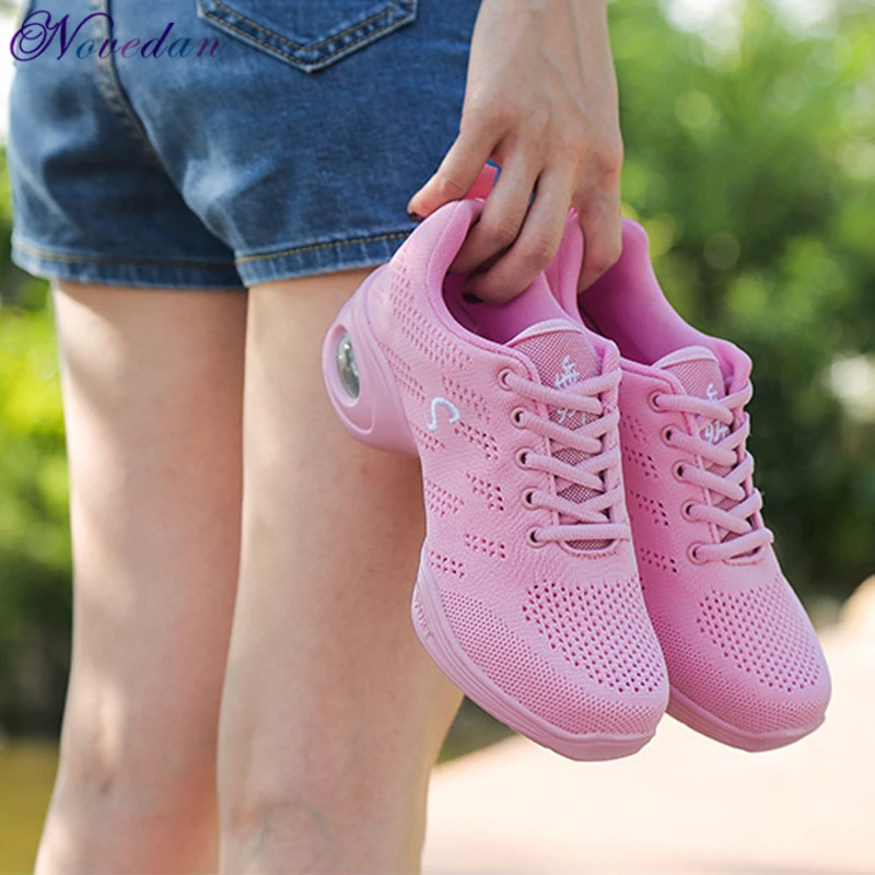 Женские кроссовки Jazz из дышащего сетчатого материала с мягкой подошвой цвета на