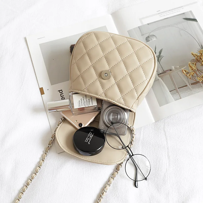 Youda/Модная стильная женская сумка мессенджер на цепочке простая однотонная из