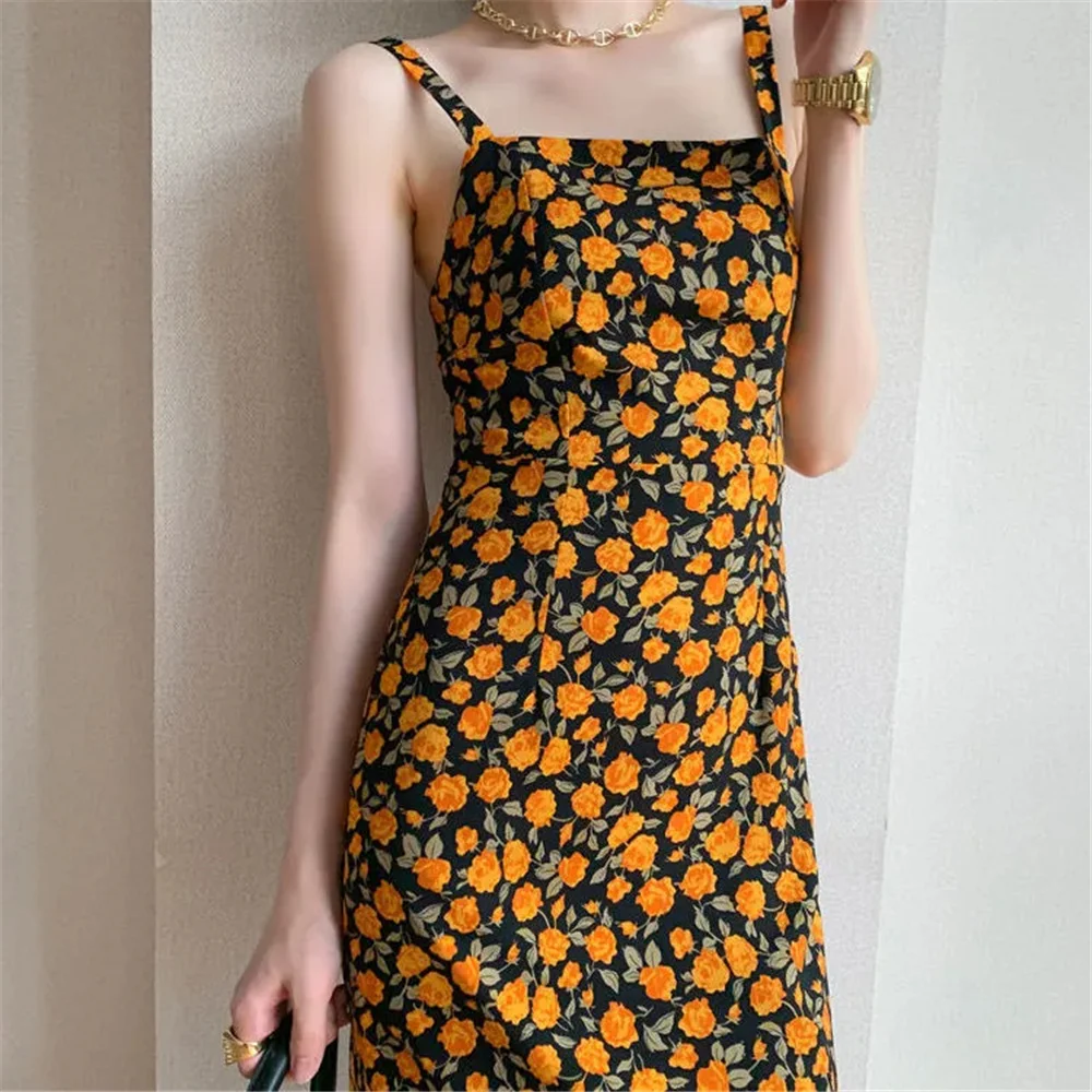 

DAILOU French Retro Floral Print Women's Dress 2021 Summer Sexy Bodycon Spaghetti Strap Backless Slim Casual Streetwear Outfits