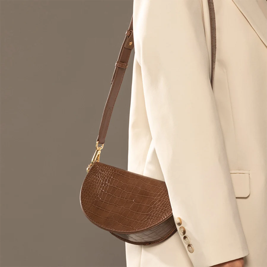 

Luxury Fashion Women Messenger Handbags 2021 New Retro Crocodile Semicircle Saddle Bag Leather Female Shoulder Bags Bolso Mujer