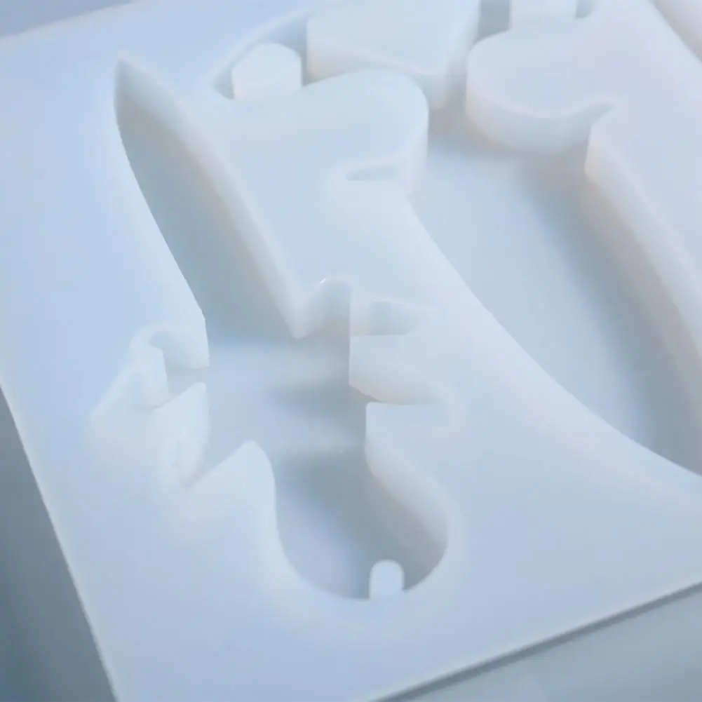 

1 Set Defense Cutter Mold Flexible DIY Crafts Silicone Jewelry Pendant Cutter Epoxy Mould for Home