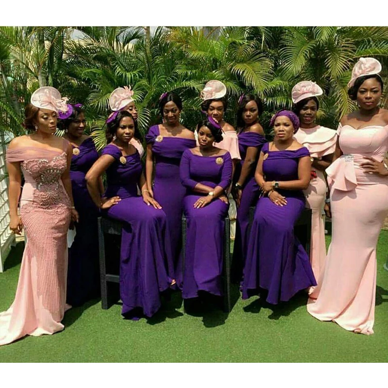 Платье подружки невесты с юбкой годе открытыми плечами и круглым вырезом|Платья