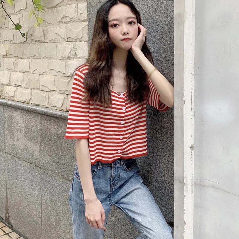 

Women's Single Breasted Casual Round Neck Striped Short Sleeve Slim Knitted Crop Top T-Shirt