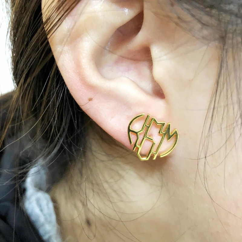 Изящные серьги в виде монограммы форме сердца для женщин и девушек ювелирные