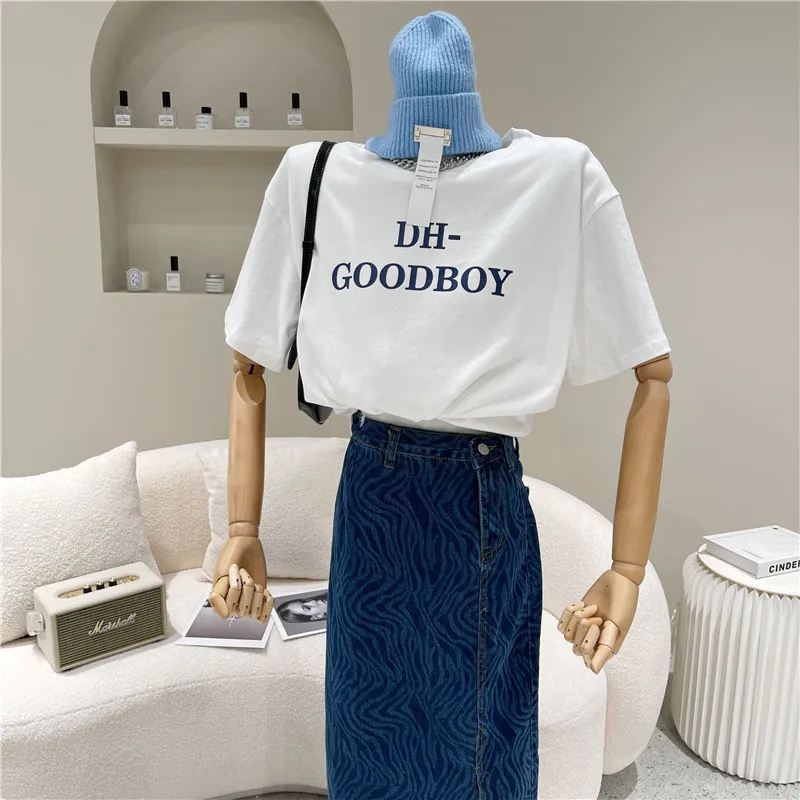 

Women Spring Summer Niche Design Fashion Letter Print Short Sleeve Solid T-shirt Loose Casual Simple Short Middle Sleeve Top