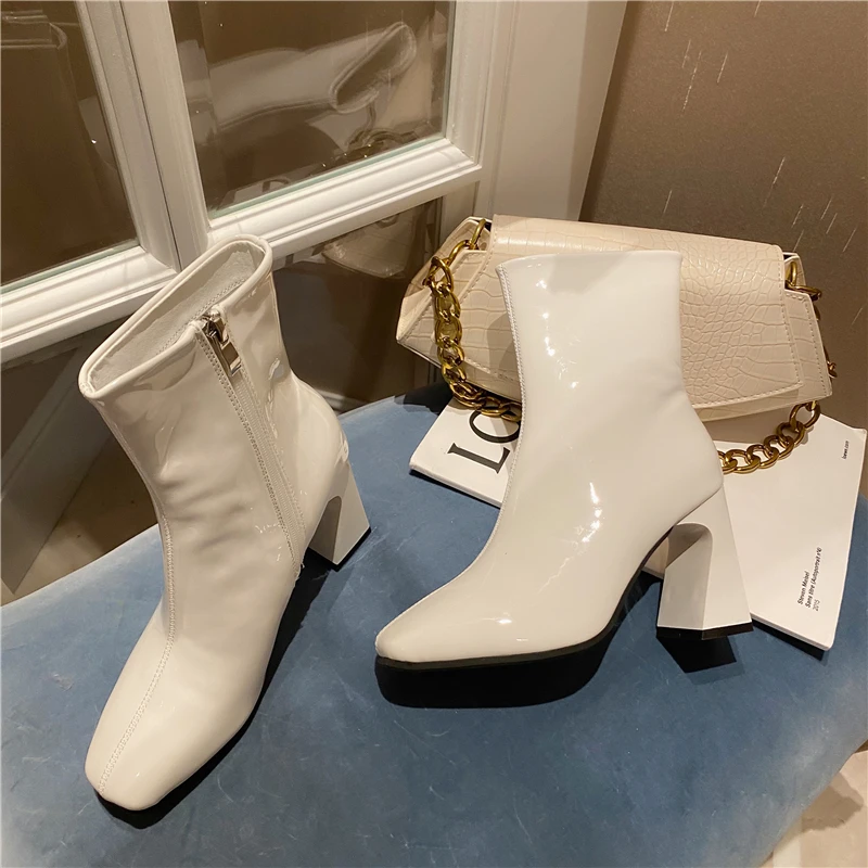 

202 autumn and winter new Korean version of square head soft leather thick heel all-match slim fashion high-heeled ankle boots