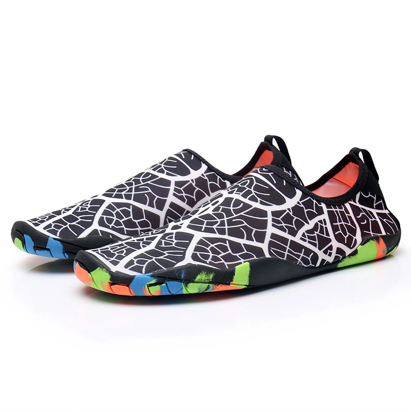 

Swimming Water Shoes Men Women Camping Sea Beach Shoes Adult Unisex Slippers Soft Walking Couple Shoes Sneakers Chaussure Homme