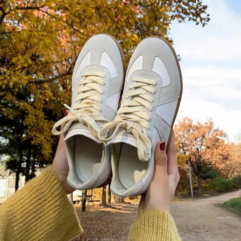 Женские кроссовки вулканизированные туфли на плоской подошве со шнуровкой в