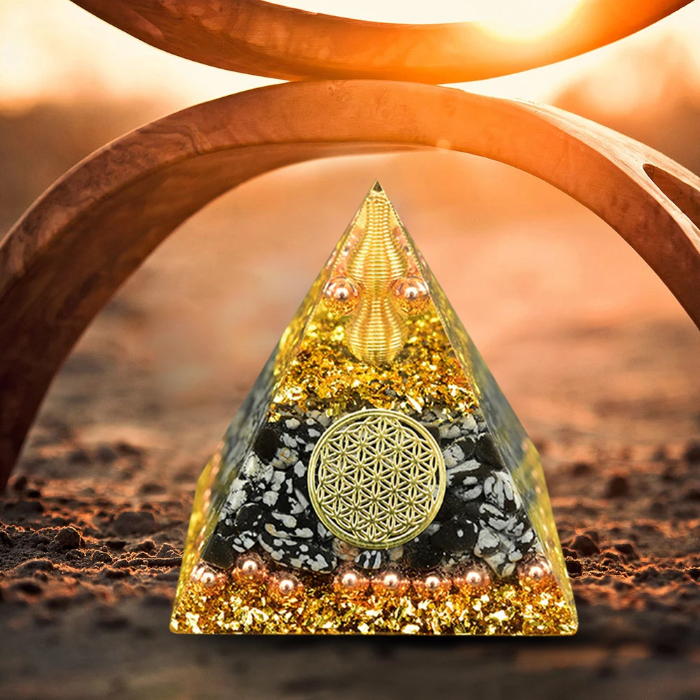 Природный камень кристаллы пирамиды оргонита эпоксидная смола ОРГОН генератор