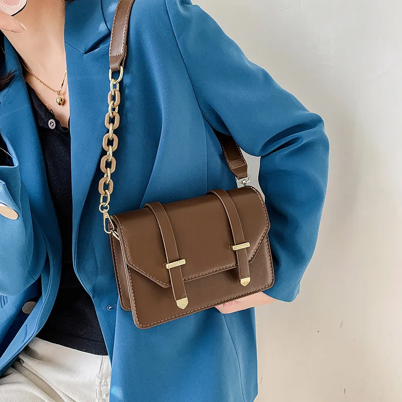 

Женская сумка, Новинка весна-лето 2021, модная дизайнерская простая сумка-мессенджер на одно плечо, трендовые маленькие квадратные Сумки из и...