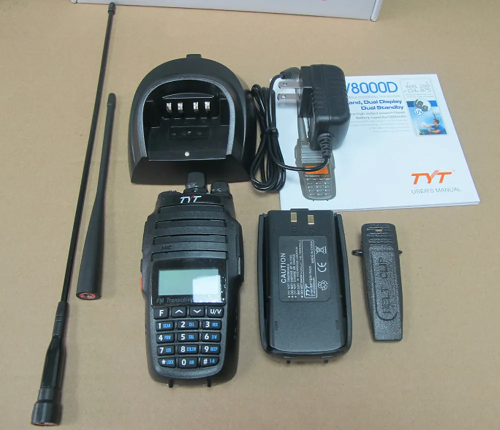 

Original TYT8000D dual display dual standby walkie talkie136-174MHZ 400-520MHZ 10W high power ham radio antenna CB two way radio