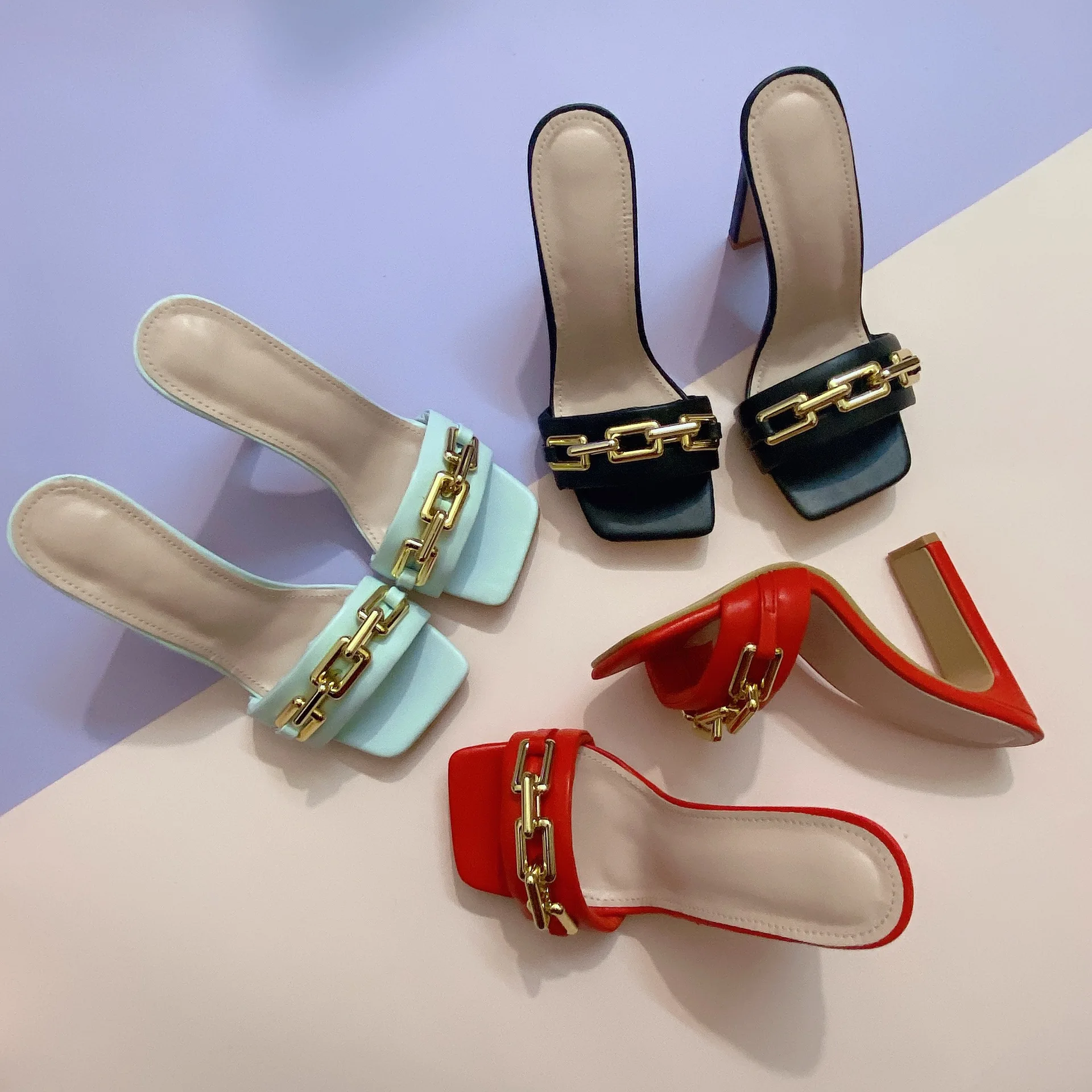 

2021 Summer Elegant Women's Slippers Fashion New Metal Chain Decoration High Heels Mules Slides Pumps Square Toe Ladies Shoes