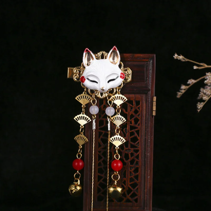 Заколка для волос в виде кролика с кисточками 1 шт.| |