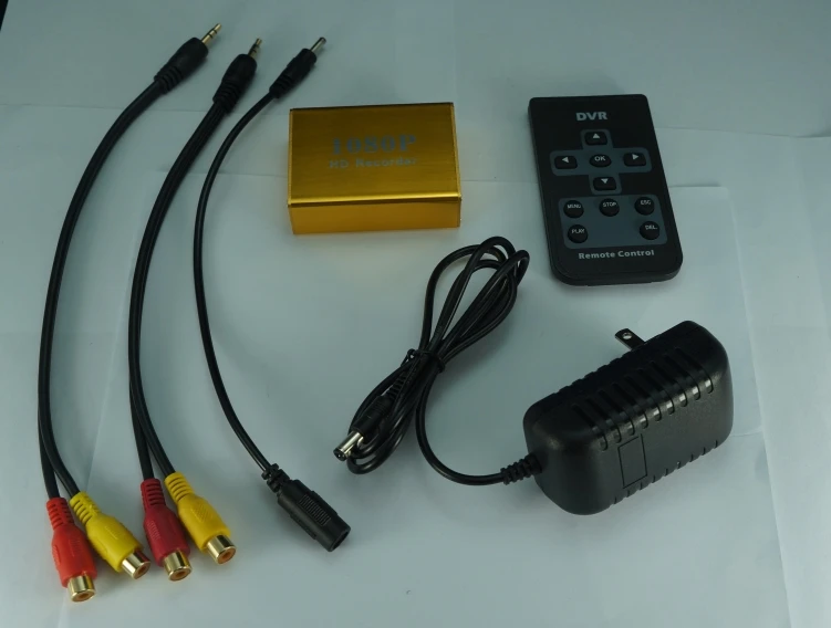 

Ultra-small Single-channel SD Card Portable DVR 1 Channel HD 1080P Video Recorder AHD/TVI Signal Input CVBS Output