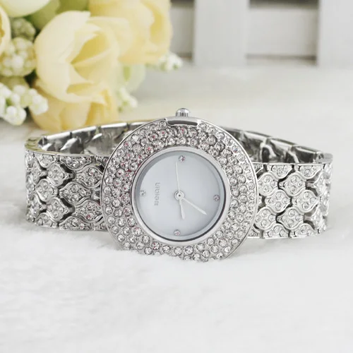

French fashion Korean bracelet watch big dial star water diamond watch women's minority watch fashion women's Watch