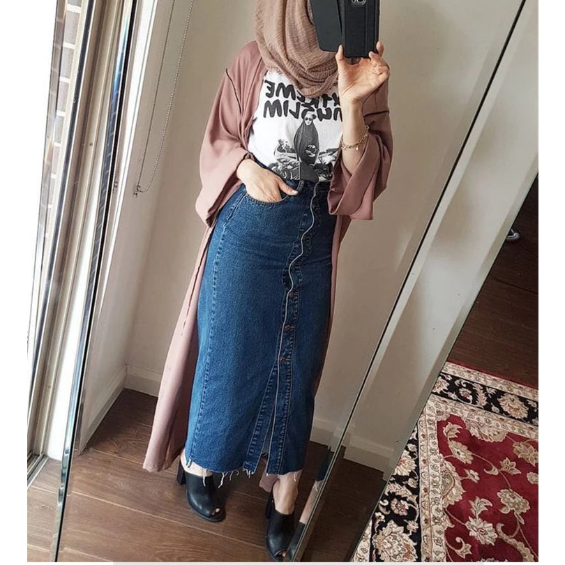 Женское платье джинсовая юбка длинная открытая на пуговицах элегантное скромное