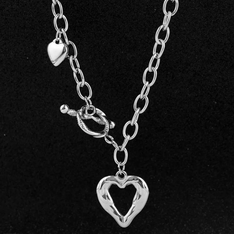 

2021 New Love Angel Personality Anniversary Gift Net Red Clavicle Chain Necklace Men's and Women's Jewelry Set Iced Out Chain