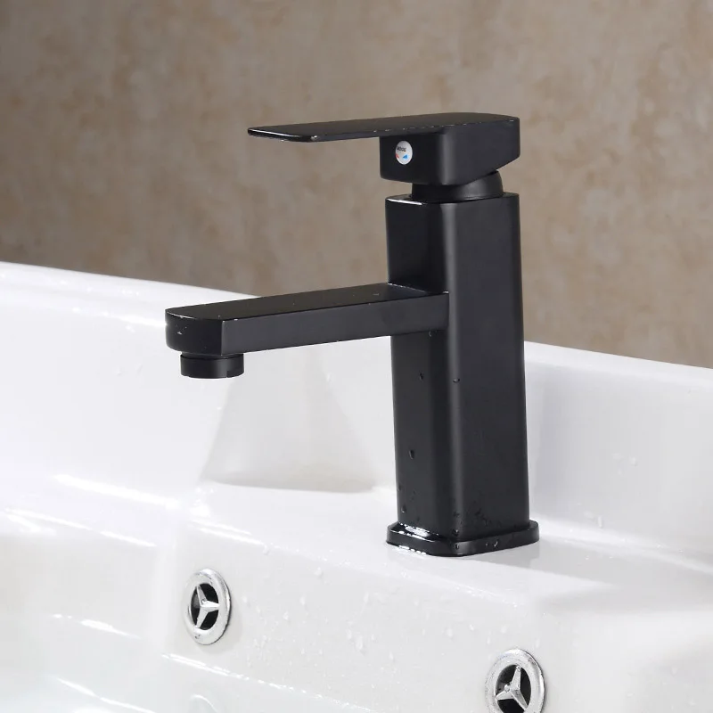 

Смеситель для раковины для ванной комнаты черный смеситель для воды из цинкового сплава квадратный с одним отверстием смеситель для горяче...