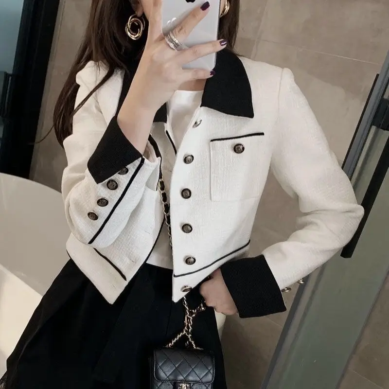

Women Autumn Short White Pocket Jacket