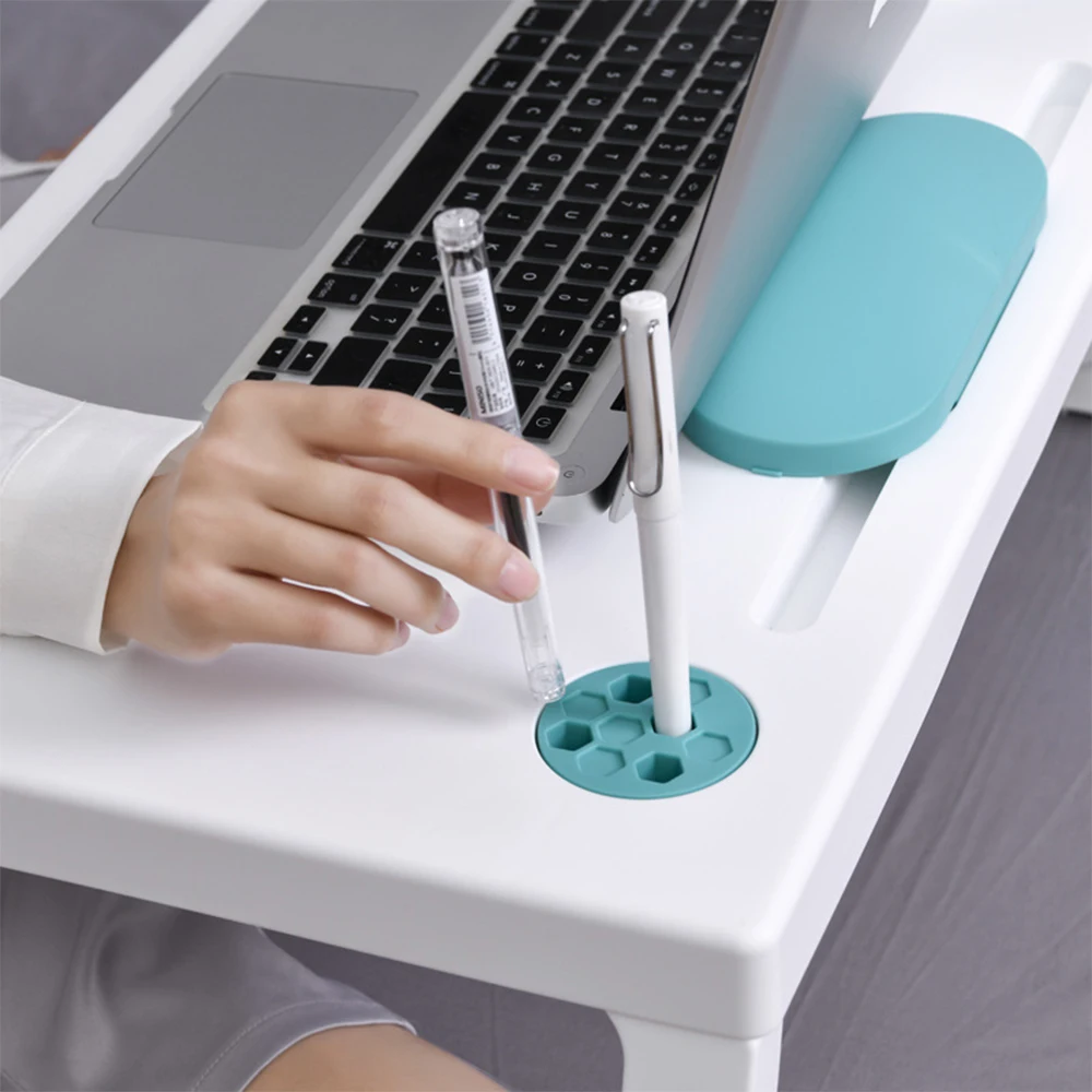 

Folding Laptop Table Plastic Notebook Desk Breakfast Serving Bed Trays Mini Picnic Table Sofa Bed Tray for Student Laptop Desk