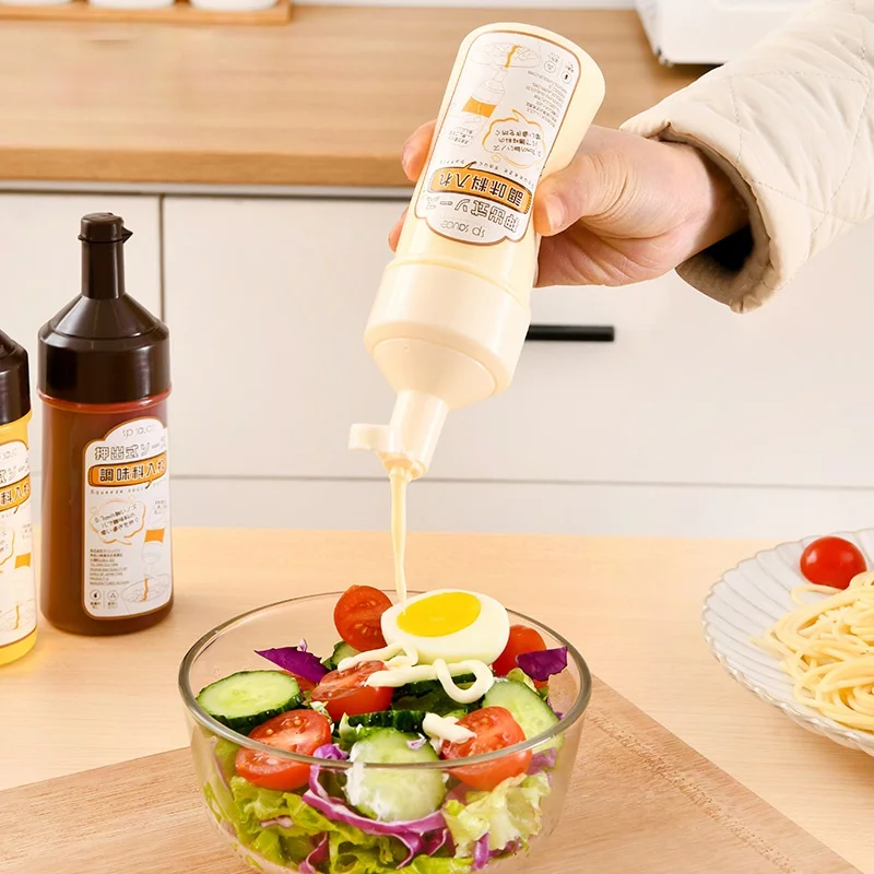 

Condiment Squeeze Bottles for Ketchup Mustard Mayo Hot Sauces Olive Oil Bottles Kitchen Gadget Seasoning Organizer