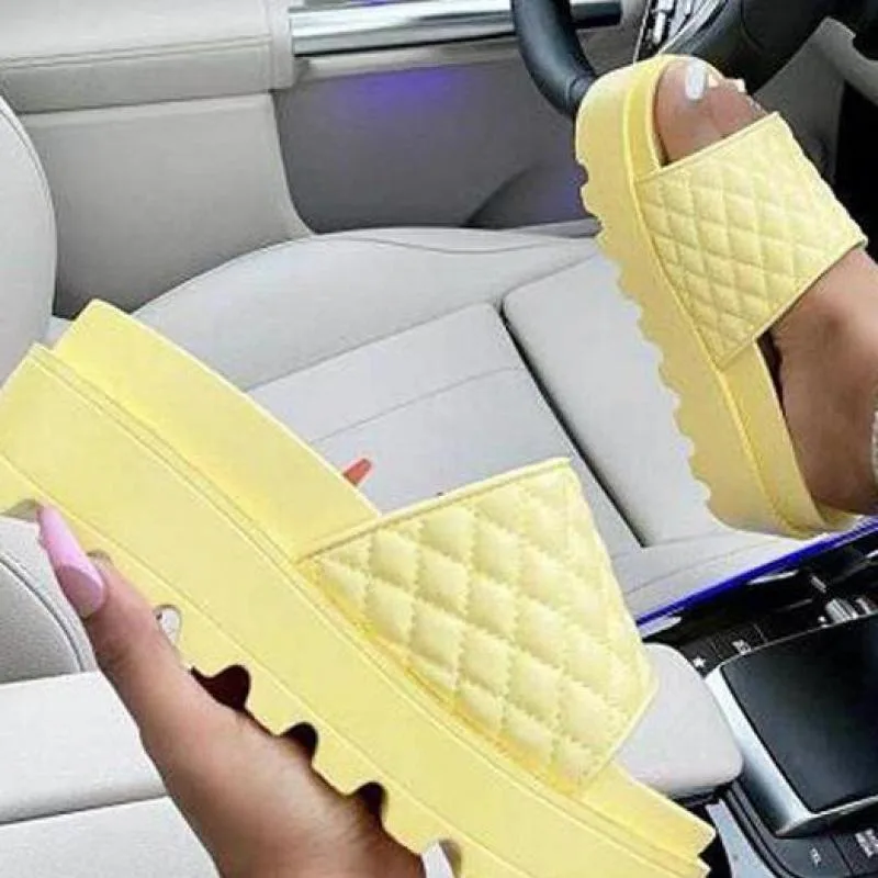 

2021 Summer Sandals Open Toe Mid Heel Fashion Woven Slippers Solid Color Outdoor Women's Shoes Plus Size 43