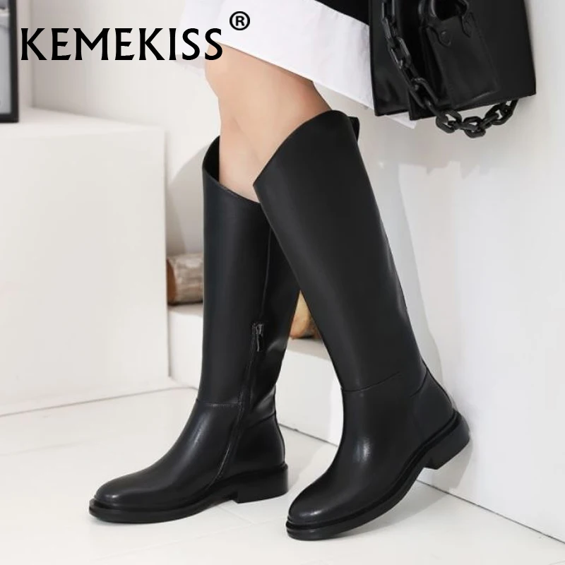 

Женские сапоги из натуральной кожи на низком каблуке, размеры 34-39