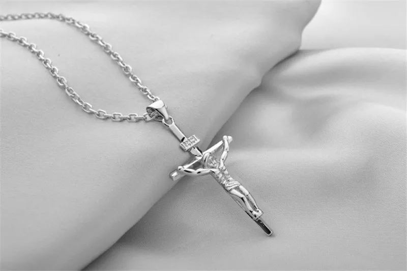 

JUCHAO 50pcs/lot Vintage Cross Necklaces Men Women Zinc Alloy Gold Classic Jesus Pendants Necklace 2021 Wholesale Goth Jewelry