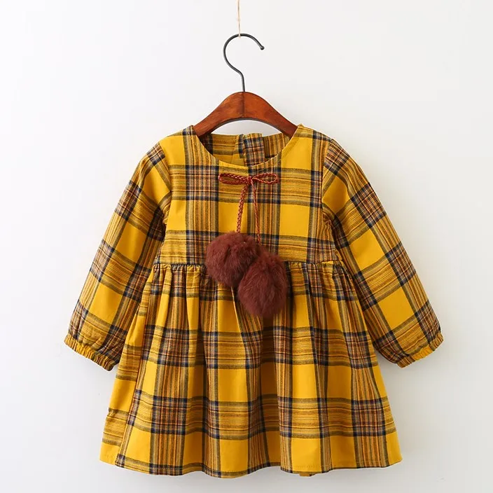 Kseniya Kids/осень ; хлопковая одежда для девочек; цвет красный, желтый; английский стиль; клетчатое платье с длинным рукавом и меховым бантом для маленьких девочек - Цвет: yellow