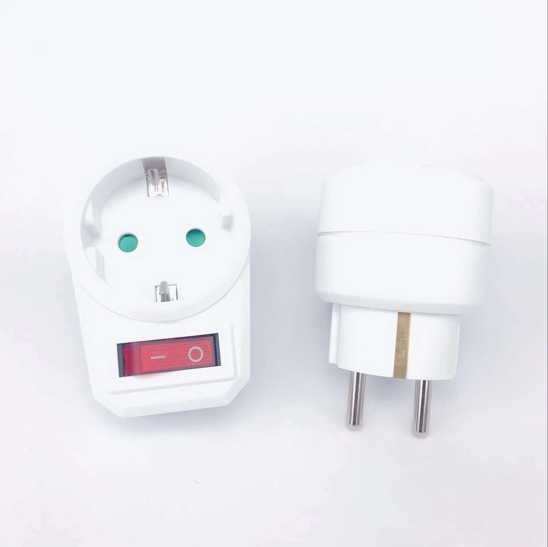 1PCS European conversion plug German socket With independent switch |