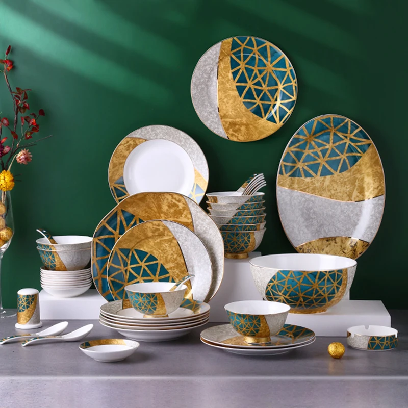 

European Luxury Birthday Plate Set Aesthetic Chinese Green Pasta Bone China Dinner Plates Dessert Pratos De Jantar Serving Tray
